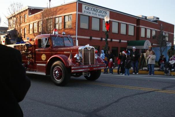 Engine 46-3 - 1949 Autocar