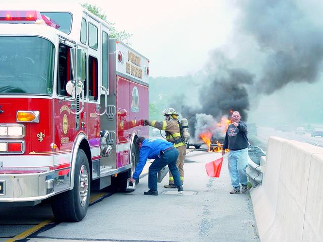 30 Bypass Car Fire (2003)